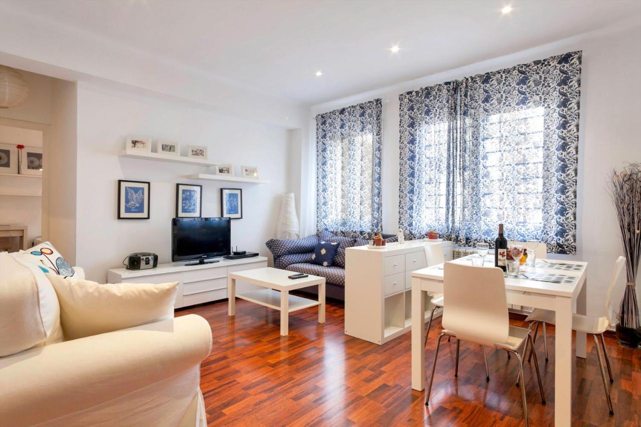 Barcelona Comtal Apartments Luaran gambar