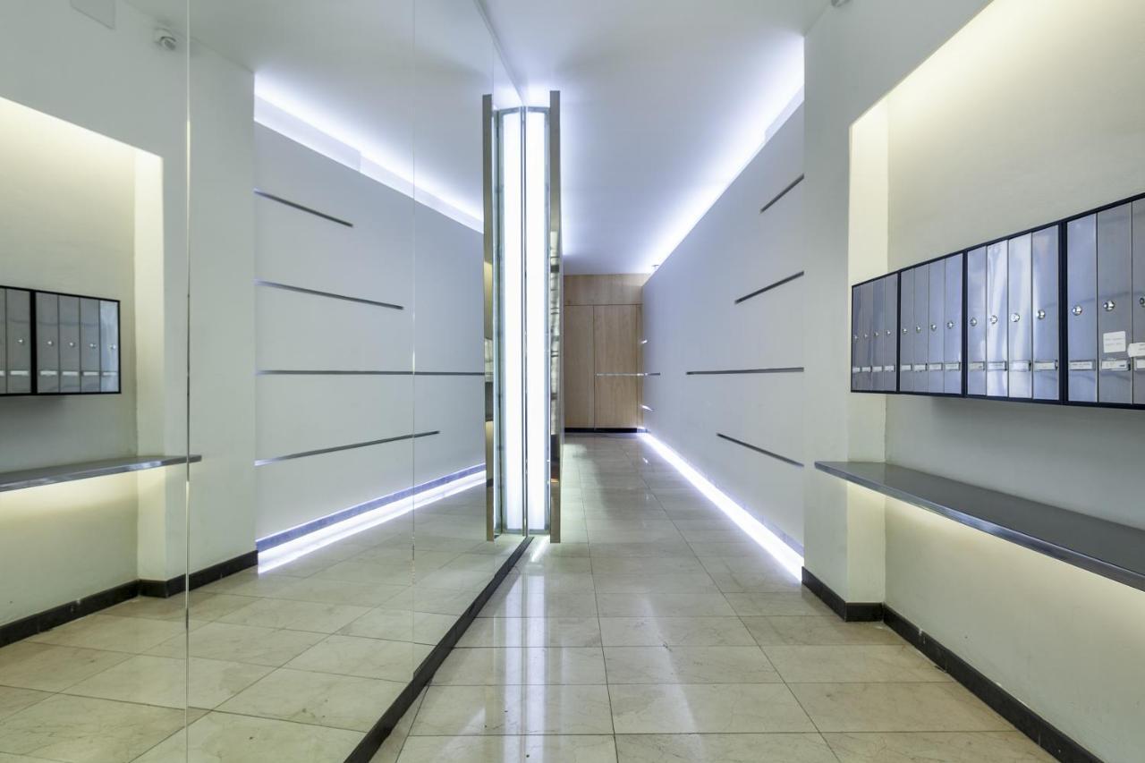 Barcelona Comtal Apartments Luaran gambar